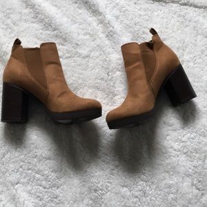 American eagle boots